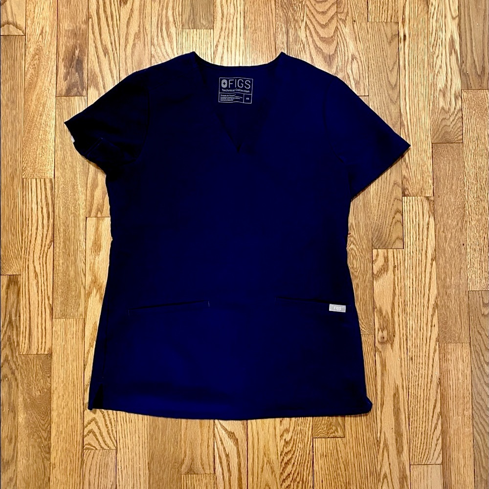 FIGS scrub top navy blue xs